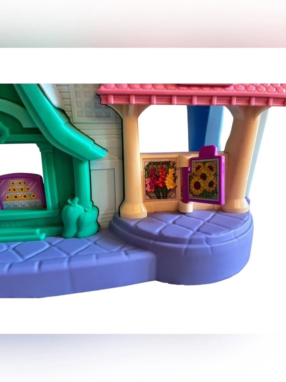 Fisher-Price Little People Disney Frozen Arendelle Sledding Adventures Playset
